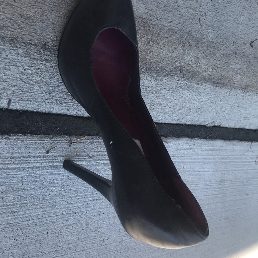 Heels. - Picture 4 of 4